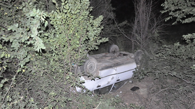 Yozgat'ta otomobilin şarampole devrilmesi sonucu 4 kişi yaralandı