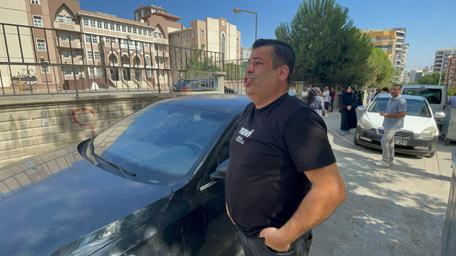 Kimliğini bulduğu öğrencinin son anda sınava girmesini sağladı