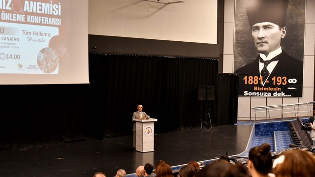 Muratpaşa'da Akdeniz Anemisi Talasemi Önleme Konferansı yapıldı