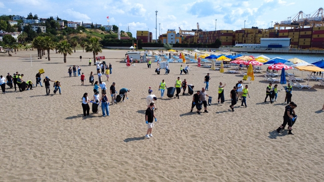 Tekirdağ'da plajlarda çevre temizliği yapıldı