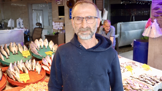 Trabzon'da balıkçı tezgahlarında bolluk yaşanıyor