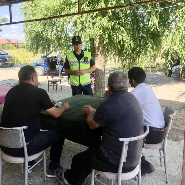 Kırşehir'de jandarma vatandaşları yangın ve boğulmalara karşı uyardı