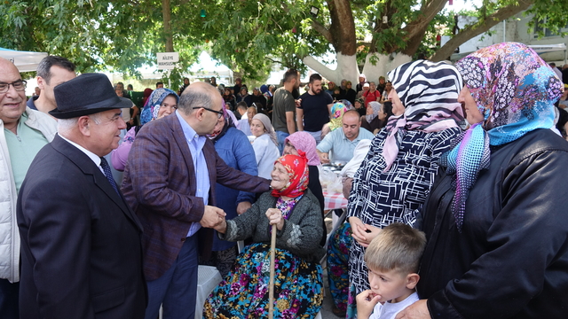 Balıkesir'de asırlık hayırlar yaşatılıyor