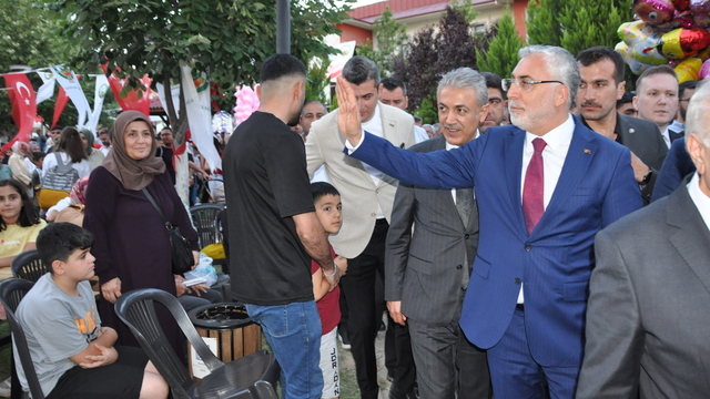 Bakan Işıkhan: TÜİK'in oranı, son 20 yılın en düşük işşizlik oranı (3)