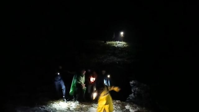 Yaylada sisten yolunu kaybeden guruba ulaşıldı (2)