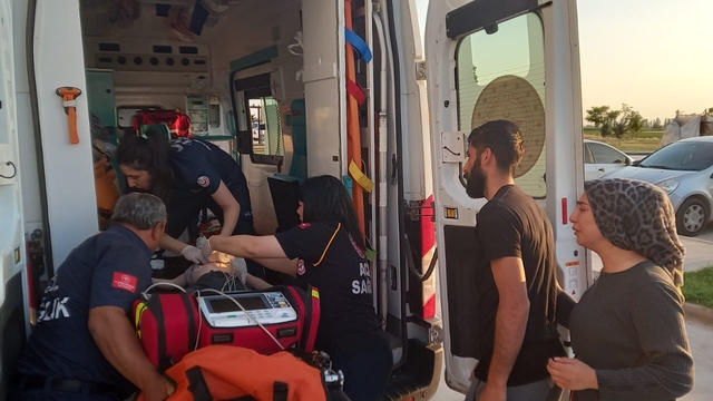 Düştüğü havuzdan çıkarılıp kalp masajıyla hayata döndürülen Asaf, kurtarılamadı