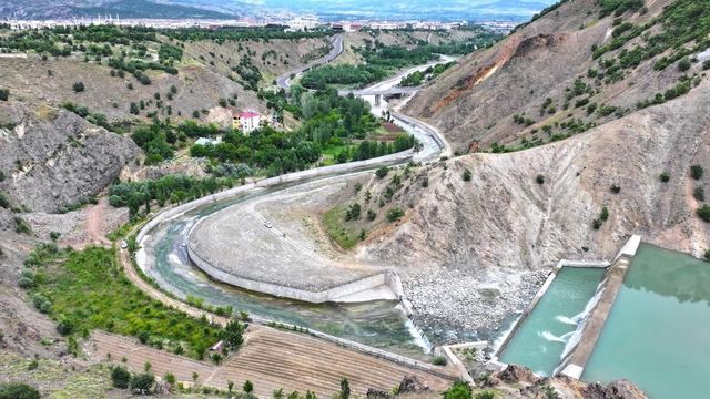 Bingöl Merkez Çapakçur Çayı 2. Kısım Taşkın Koruma çalışması tamamlandı