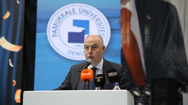 Pamukkale Üniversitesinde mezuniyet töreni yapıldı