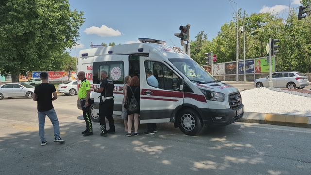 Edirne'de yolcu minibüsünün çarptığı bisikletli çocuk yaralandı