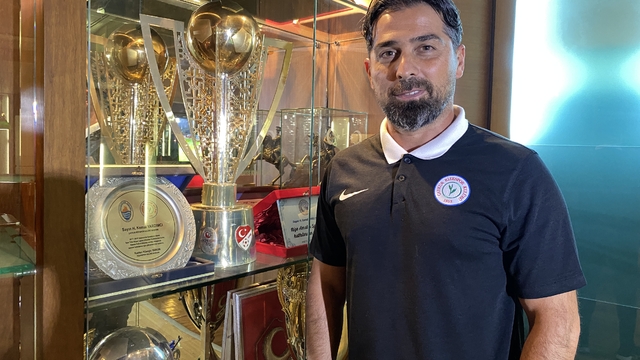 Çaykur Rizespor İlhan Palut'la devam kararı aldı