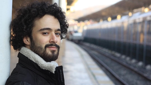 Mardin'de 11'inci kattan düşen reklam oyuncusu öldü