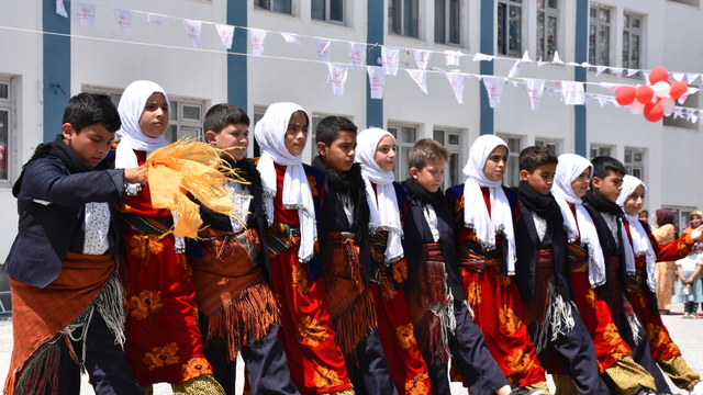 Bitlis'te "Sağlıklı Çocuk, Sağlıklı Gelecek Programı" kapsamında etkinlik yapıldı