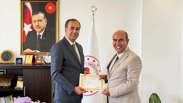 Datça'da özverili okul müdürlerine başarı belgesi verildi