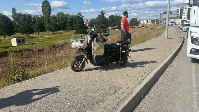 TIR'ın çarptığı elektrikli bisikletin sürücüsü ağır yaralandı