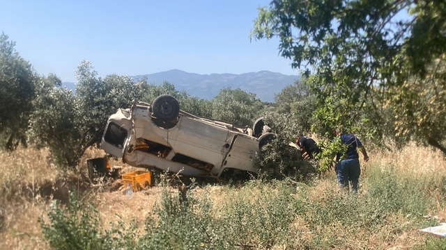 Aydın'da takla atan panelvanın sürücüsü öldü