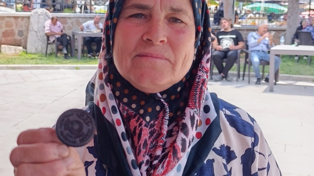 Nallıhan'da kadın muhtar 26 yıldır görevini sürdürüyor