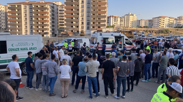 Gaziantep'te otomobil ile çarpışan motosikletin sürücüsü öldü