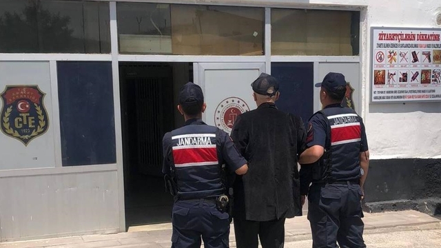 Kırşehir'de "yağma" suçundan aranan hükümlü yakalandı