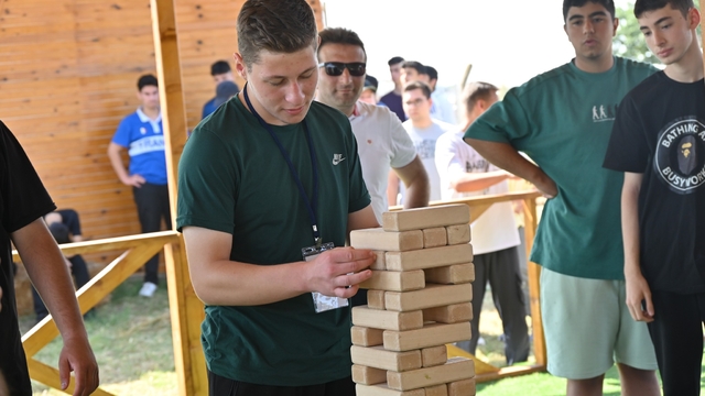 Edirne'de kamp yapan öğrenciler spor etkinliklerine katıldı