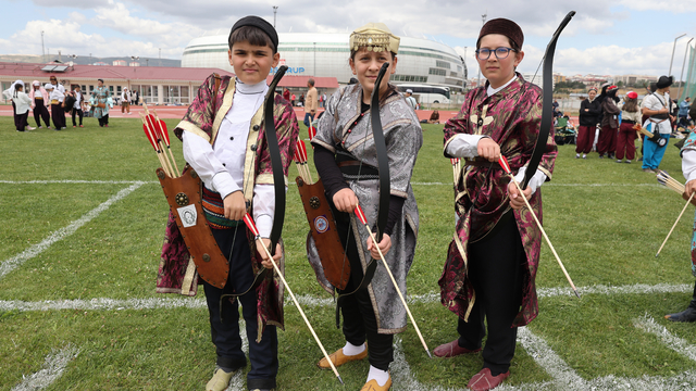 Okul Sporları Türkiye Okçuluk Şampiyonası, Sivas'ta başladı