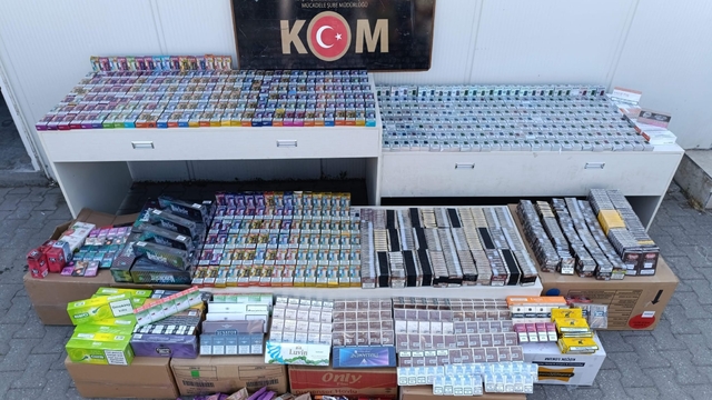 Sakarya'da 1,2 milyon liralık kaçak tütün operasyonu: 2 gözaltı