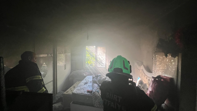 Siirt'te evde çıkan yangın söndürüldü