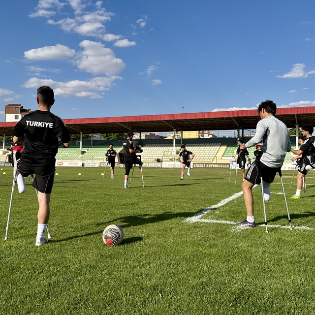 Ampute Milli Futbol Takımı, Kırşehir'de kampa girdi