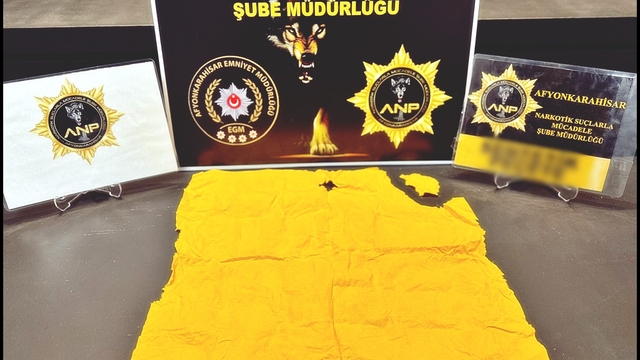 Afyonkarahisar'da uyuşturucu operasyonunda 3 zanlı tutuklandı