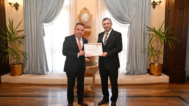 Antalya erişilebilir açık alanda Türkiye birincisi oldu