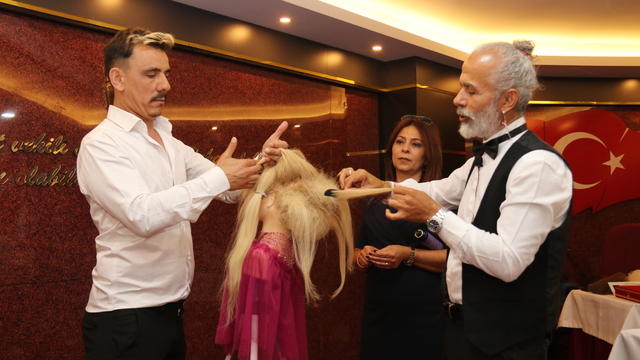 Sivas'ta kadın kuaförlerine eğitim verildi