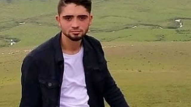 Çalıştığı sırada yıkılan binanın altında kalan iş makinesi operatörü toprağa verildi