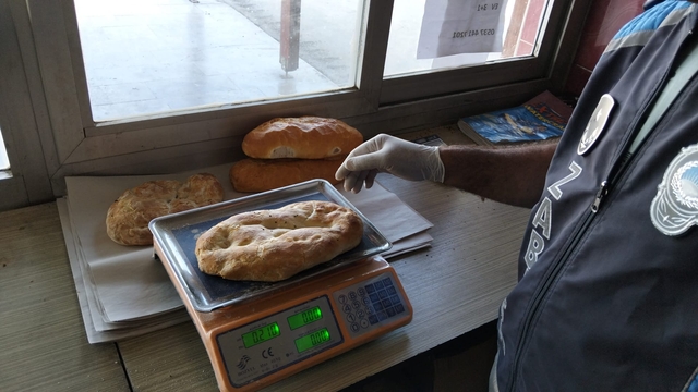 Yumurtalık'ta zabıta ekipleri denetim yaptı