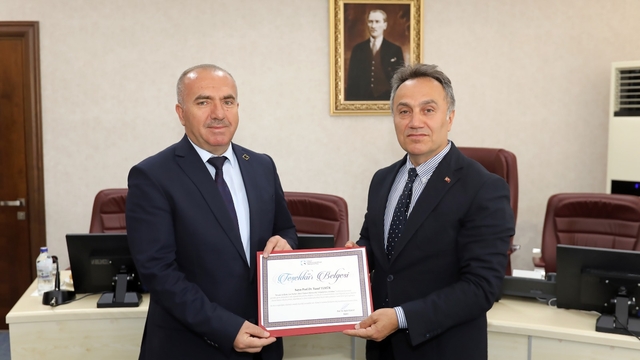 Dijital finansal okuryazarlık eğitimine katkı verenlere teşekkür belgesi verildi