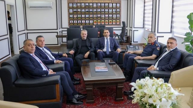 Trabzonspor'dan Jandarma'ya anlamlı ziyaret