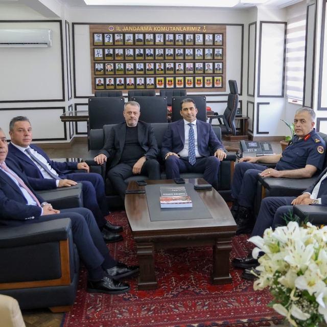 Trabzonspor'dan Jandarma'ya anlamlı ziyaret