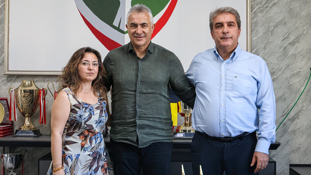 Amed Sportif Faaliyetler'de teknik direktörlüğe Mehmet Altıparmak getirildi