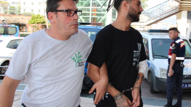 Alanya'da tartıştığı kişiyi cam parçasıyla öldürdüğü iddia edilen zanlı tutuklandı