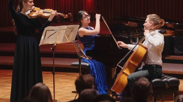 16 yaşındaki piyanist Arya Su, Almanya'daki yarışmada birinci oldu