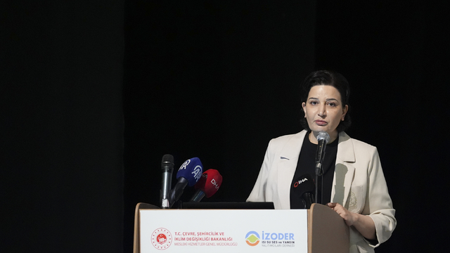 İzmir'deki seminerde binalardaki enerji verimliliği ele alındı