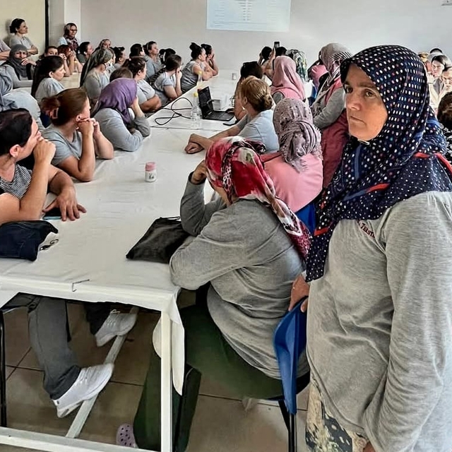 Gelibolu'da tekstil işçilerine kanserde erken teşhis eğitimi verildi