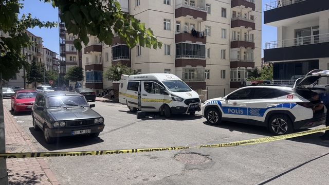 Kayseri'de çocukların tartışmasına aileler karışınca çıkan bıçaklı kavgada 6 kişi yaralandı