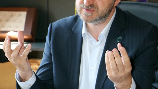 Yeşilay Genel Başkanı Dinç: Bağımlılık endüstrisi en çok gençleri hedef alıyor