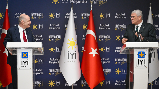 İYİ Parti Genel Başkanı Dervişoğlu, Zafer Partisi Genel Başkanı Özdağ ile görüştü