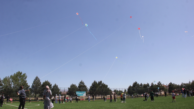 Zara'da roket yarışması ve uçurtma şenliği düzenlendi