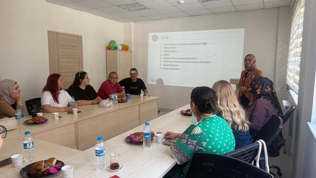 Amasya'da Kırım Kongo Kanamalı Ateşi Eğitimi verildi