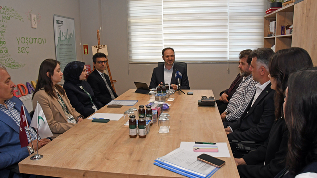 Yeşilay Genel Başkanı Dinç, Gümüşhane'de konuştu: