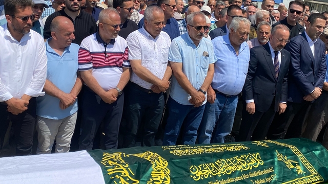 İçişleri Bakan Yardımcısı Turan, Çanakkale'de cenaze törenine katıldı