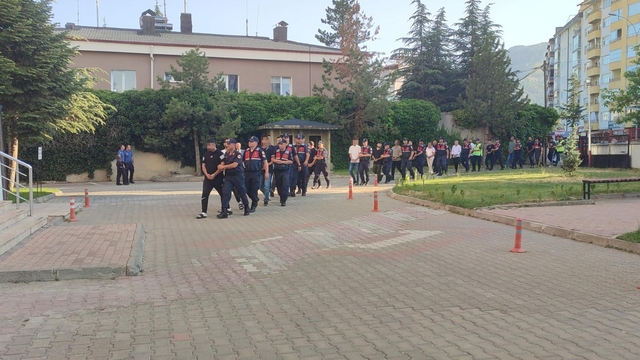 Konya merkezli 10 ilde telefon dolandırıcılğı operasyonunda 8 tutuklama