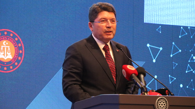 Bakan Tunç: İnsan kaynağımızın güçlü olması lazım (2)