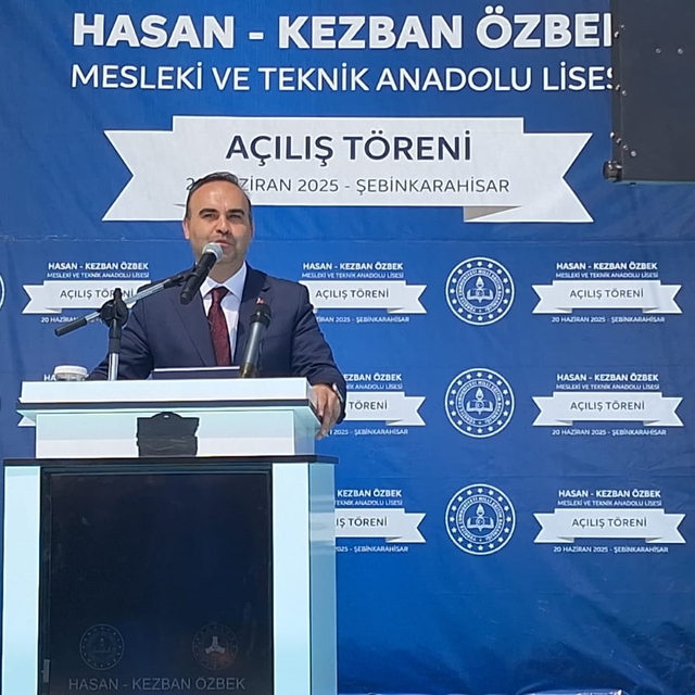 Bakan Kacır: 'Türkiye Yüzyılı' hedefimize adım adım birlikte yürüyeceğiz